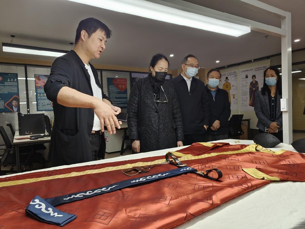 省教育厅验收西安工程大学哲学社会科学重点研究基地