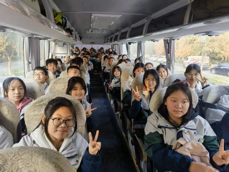 【经开八中·班级文化】学无止境，勇攀高峰---八年级六班第13周班报